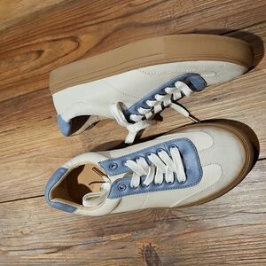 loft casual sneakers